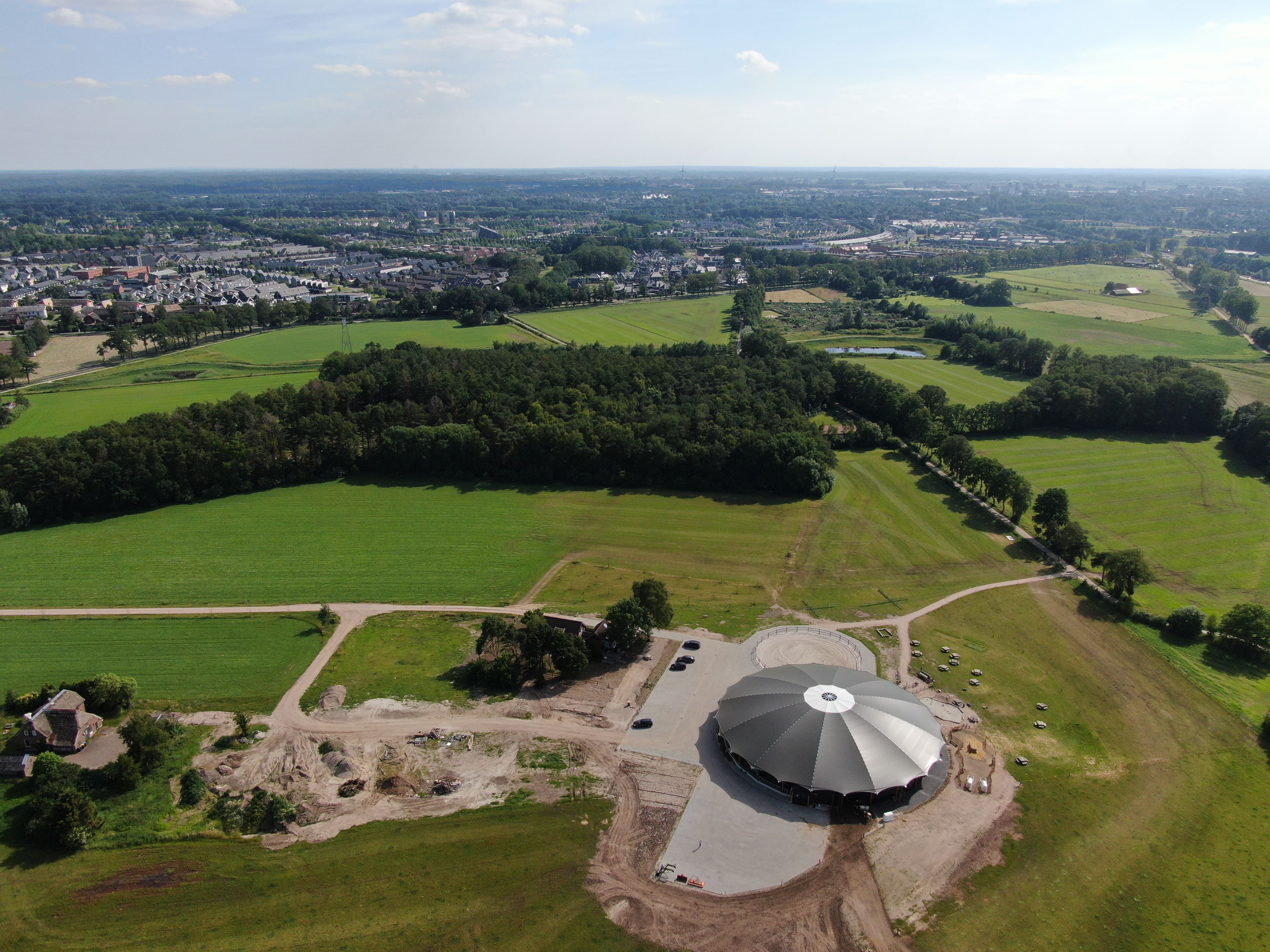Roundhouse 45 - Eerste VrijLevenStal van Nederland