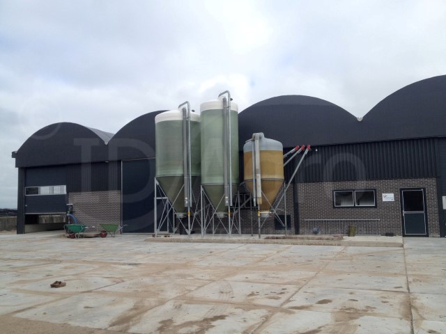 Opgeleverd Zuid-Holland - Serrestal 140 melkkoeien & jongvee