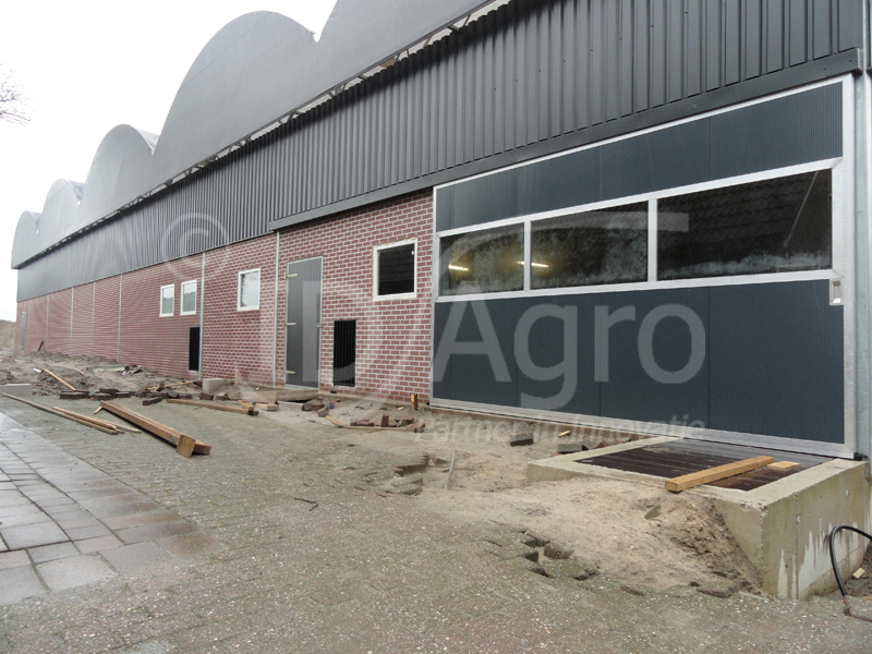 Opgeleverd 24 januari 2013 Serrestal in Wijhe voor droge koeien en jongvee