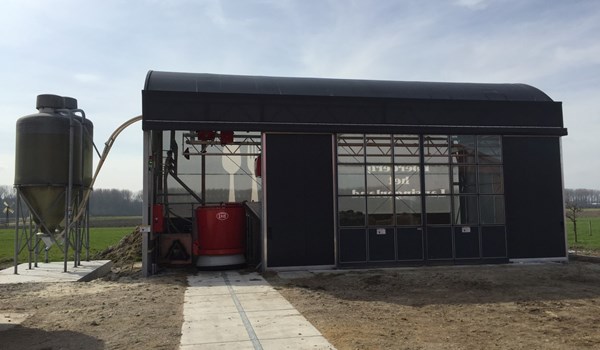 Lely biedt de voerrobot inclusief voerkeuken nu ook aan als lease