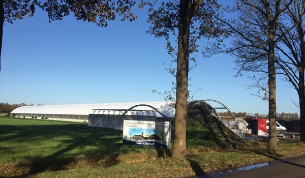 ID Agro start bouw innovatieve pluimveestal 