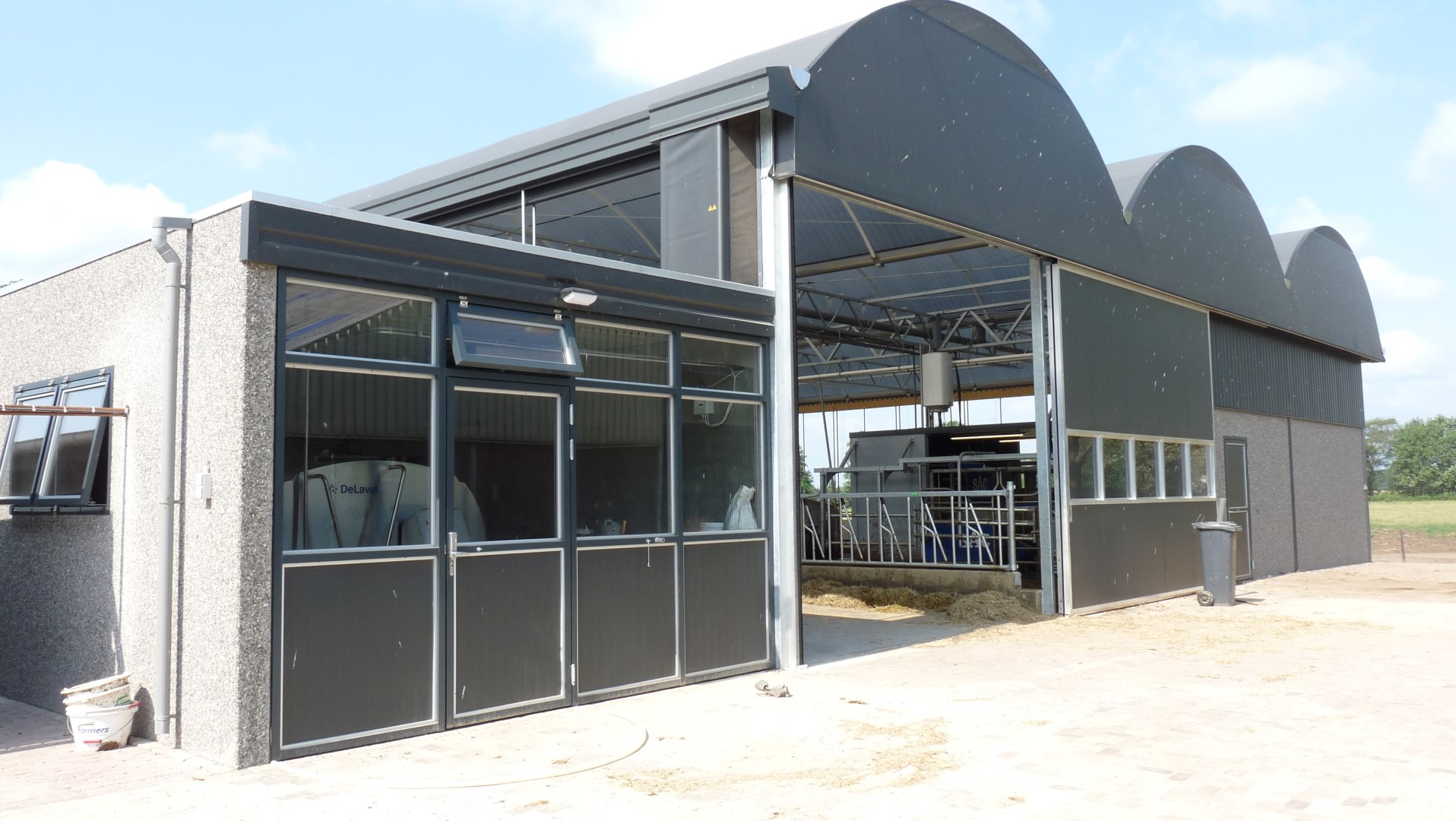 Opgeleverd Serrestal in Knegsel (NB)